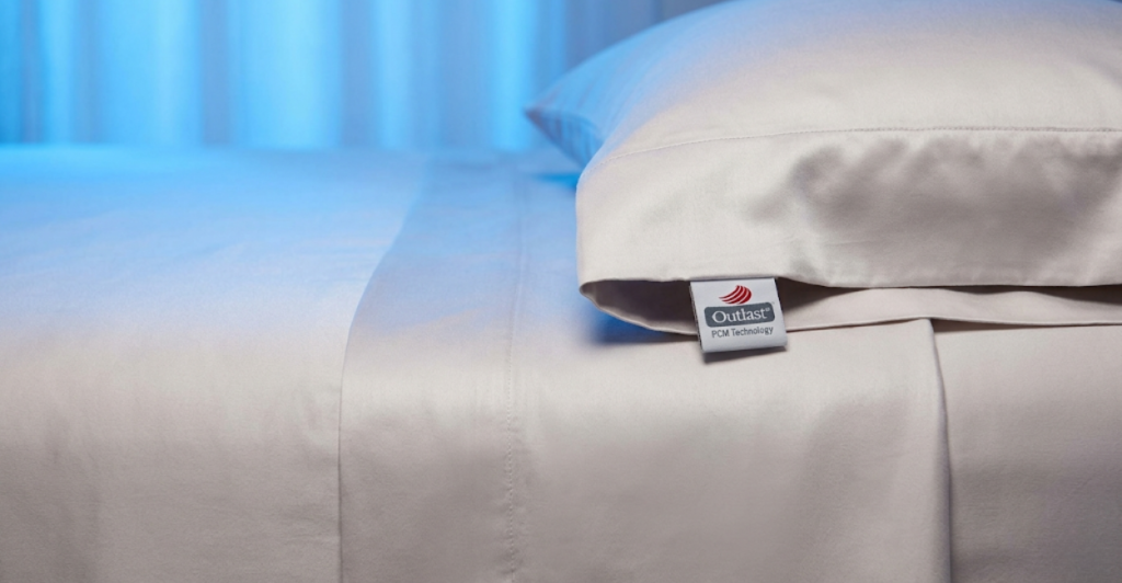 Slumber Cloud Performance cooling sheets with Outlast PCM technology for severe night sweats